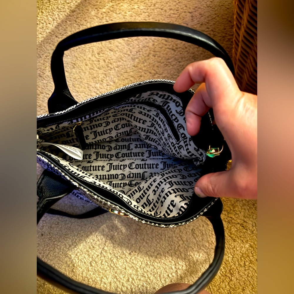 Juicy Couture Black and White Crossbody Purse - Picture 3 of 3
